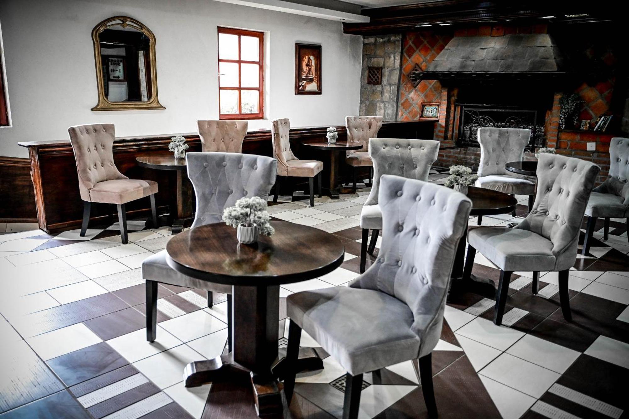Hotel Centar Balasevic เบลเกรด ภายนอก รูปภาพ