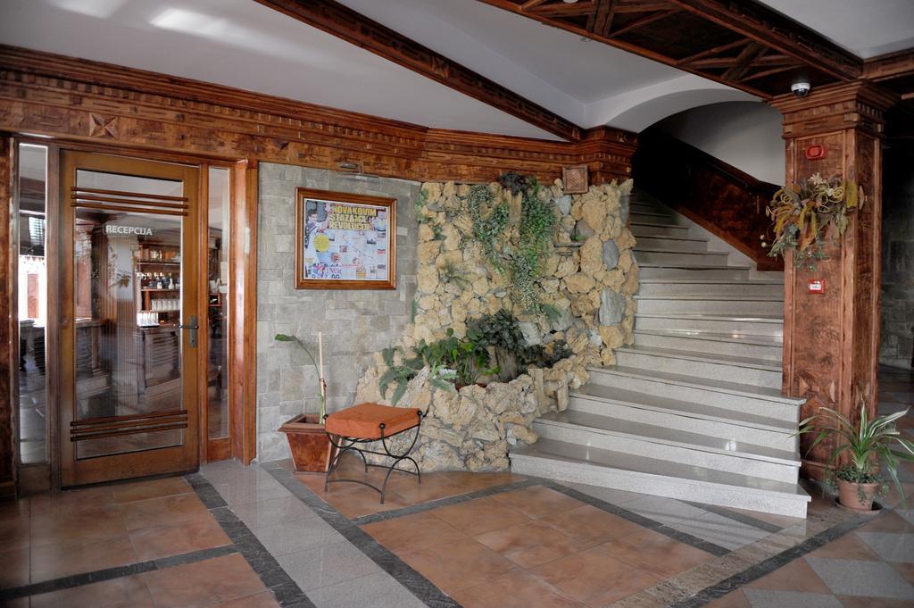 Hotel Centar Balasevic เบลเกรด ภายนอก รูปภาพ