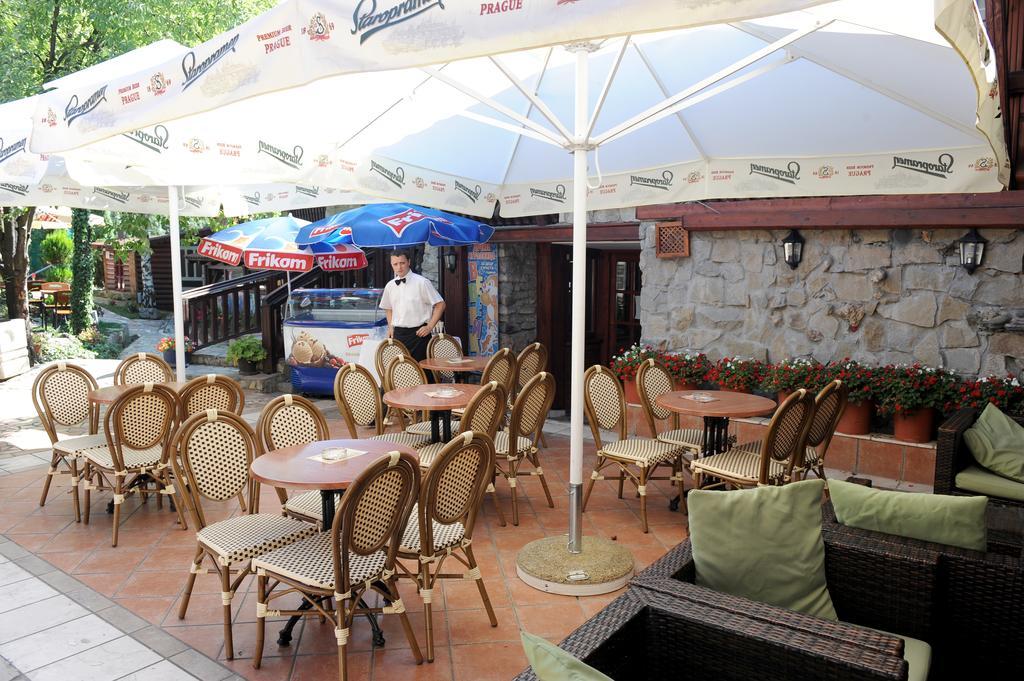 Hotel Centar Balasevic เบลเกรด ภายนอก รูปภาพ