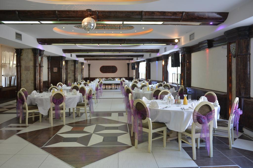 Hotel Centar Balasevic เบลเกรด ภายนอก รูปภาพ
