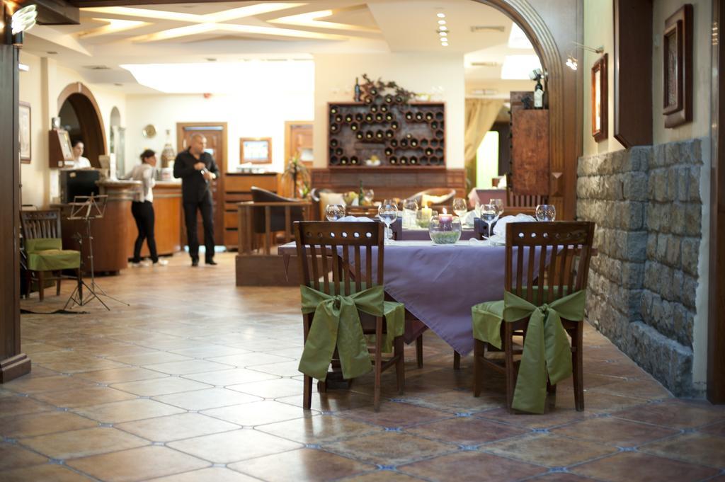 Hotel Centar Balasevic เบลเกรด ภายนอก รูปภาพ