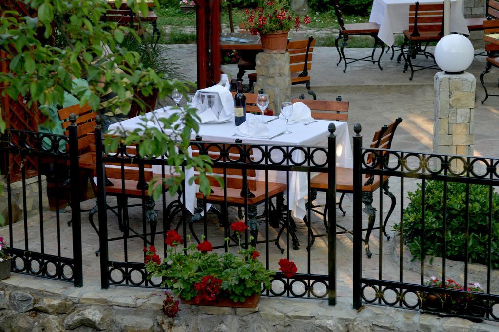 Hotel Centar Balasevic เบลเกรด ภายนอก รูปภาพ